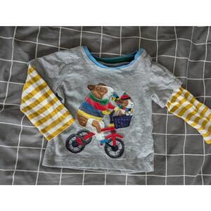 Boden guinea pig riding bicycle top